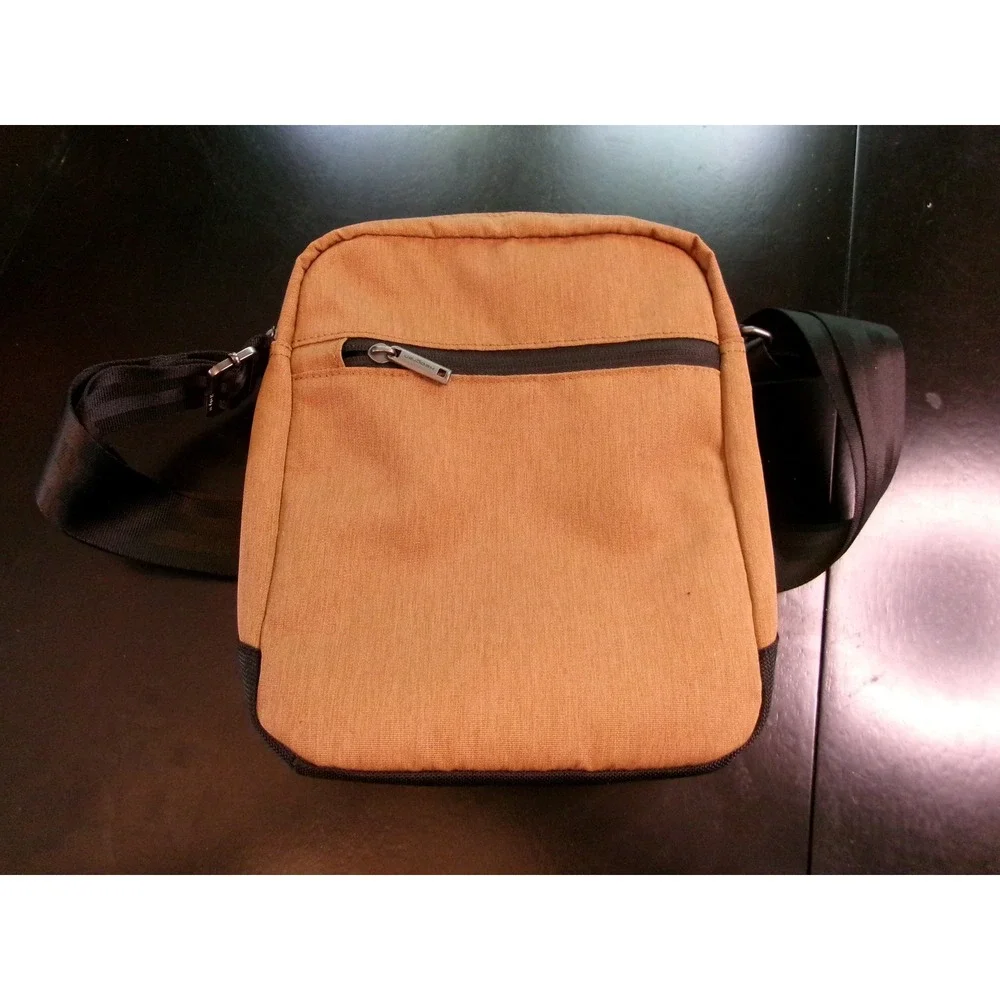 Hedgren Mens Crossbody Shoulder Bag Tan Black Adjustable Strap NWT‎
